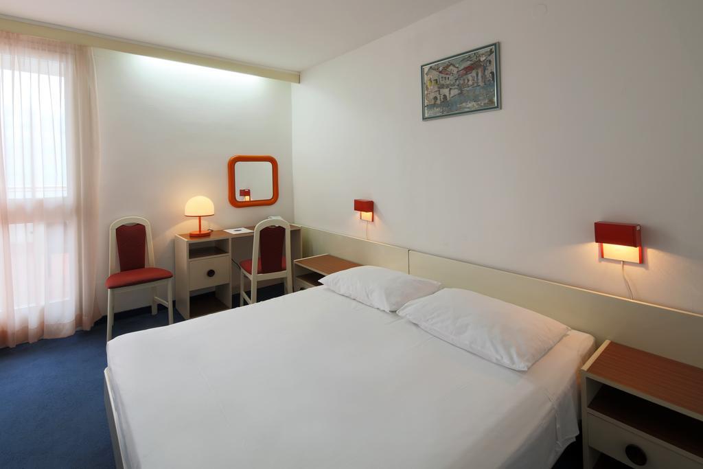 Minerva Hotel 3*